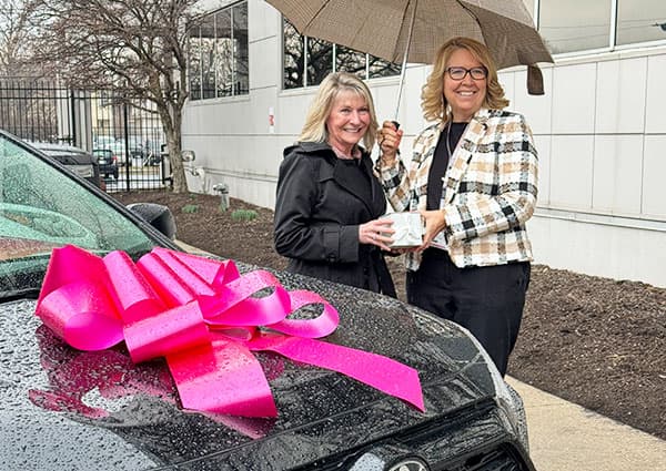 Linda winning a car in the Drive to Save Lives Sweepstakes